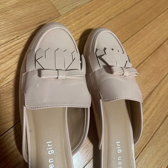Madden Girl Women's Light Pink Loafers Size 9 - Picture 6 of 7